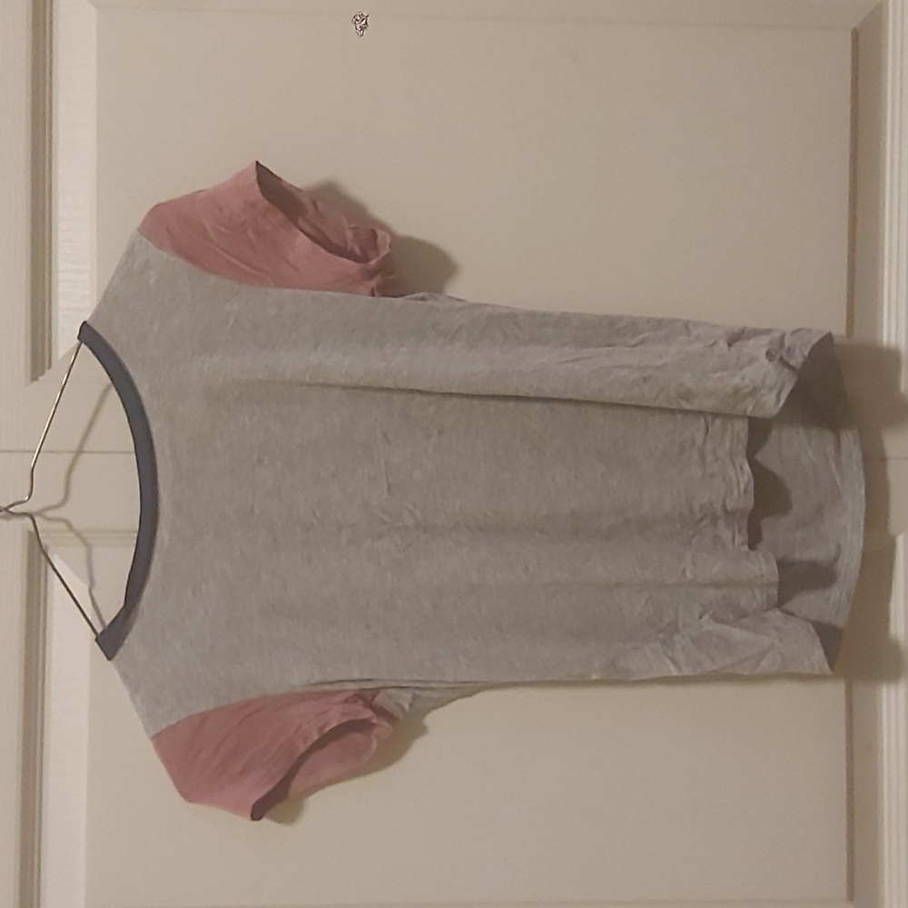 Tee shirt